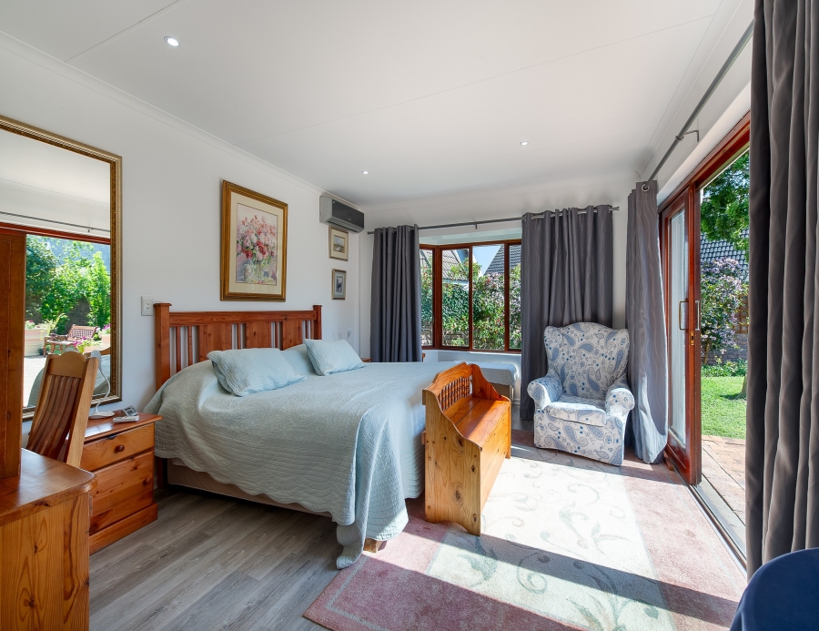 3 Bedroom Property for Sale in The Island Western Cape